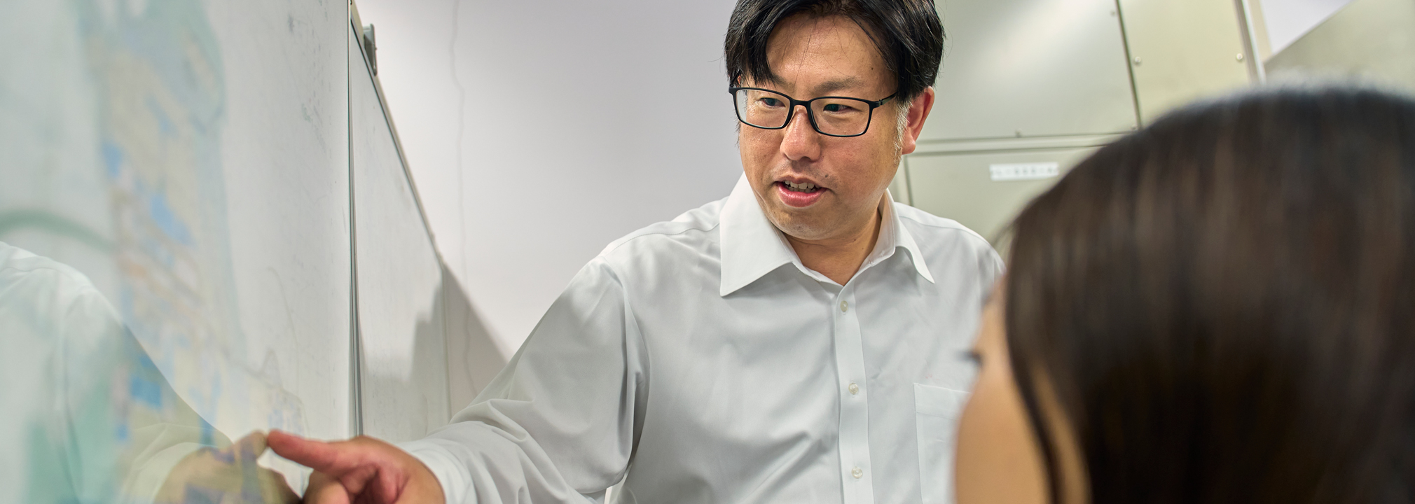 バックオフィス業務を幅広く担い、<br />
人と組織の成長をサポート